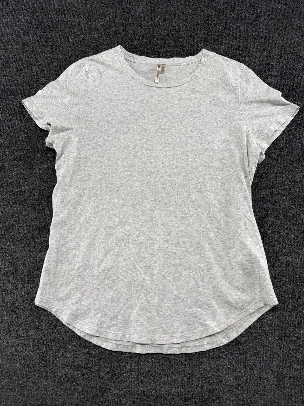 Banana Republic Shirt Womens Medium Gray Supima Cotton Crewneck Basic Tee Top